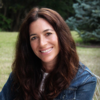 Women’s Unique Traits Make Them Powerful, Author Says - #1012