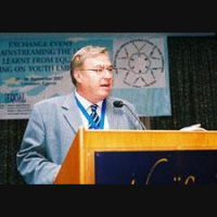 Wise Awards 2013: Interview with keynote speaker