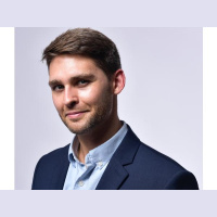 How Sleep Can Accelerate Healing After a Brain Injury with Dr. Erik Reis