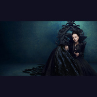 The Serpent Queen - S1 Ep 1: The Medici Bitch