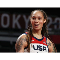 Brittney Griner Freed From Russian Prison, R. Kellys I Admit It, and More