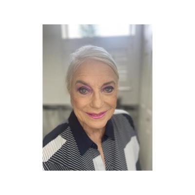 January Jones Sharing Success Stories