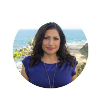 Universe Talks with Life Coach Monica Ortiz