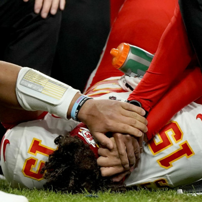 Samsey And The Champ