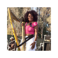 Rockin on the edge with Mariea Antoinette