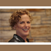 Kim Von Berg talks Miraculous Communication  Relationship Coaching on the edge