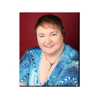 Author and Poet Maggie Richardson