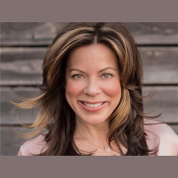 Michelle Amriel spreads ideas and co-parenting strategies over the edge