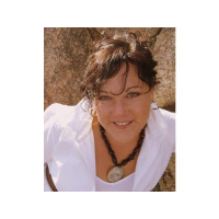 Freedom after being kidnapped by her father Ariel Bickel rises like the Phoenix