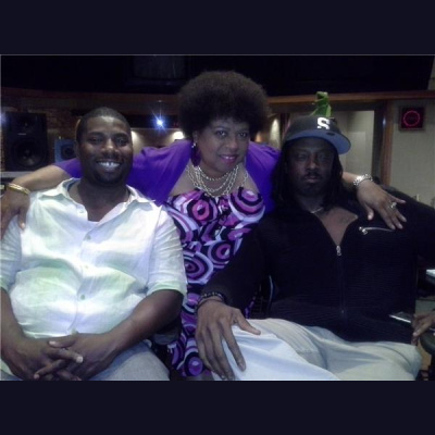 On The Edge With April Mahoney