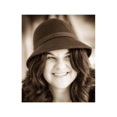 On The Edge With April Mahoney