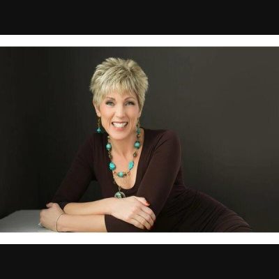 On The Edge With April Mahoney