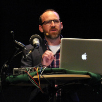 Seminarium från Almedalen om poddboomen med bla Roman Mars