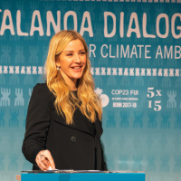 Why we need to act on Climate Change - Ellie Goulding at 5x15