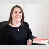 S2 Ep4: Lindsay Woodward: Love stories with a sci-fi or supernatural twist