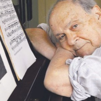 Atilio Stampone, 96 años de vigencia