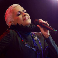 Eugenia León canta el tango