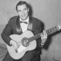 El multifacético Agustín Irusta