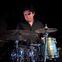 Charla con Adrián Oropeza, baterista mexicano