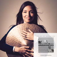 Point of departure, primer disco de la mexicana Migdala Van Der Hoven