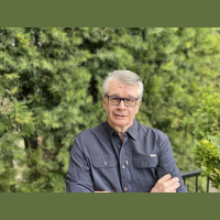 Chatting With Sherri welcomes screenwriter and author Paul Coyle!