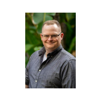 Chatting With Sherri welcomes award-winning speculative writer Desmond Astaire!