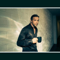 Chatting With Sherri welcomes back Chris Loomis!