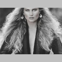 Chatting With Sherri welcomes award winning writer and actress Lena Pousette!