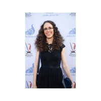 Chatting With Sherri welcomes illustrator and designer Phoebe Rothfeld!