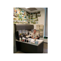 Chatting With Sherri welcomes scenic designer  production electrician Pat Osos