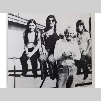 We get to chat with Lisa Russell about life in the Malibu Colony and Cary Grant!