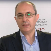 El volumen del hospital donde ingresa un paciente con insuficiencia cardiaca determina su pronóstico