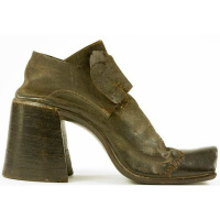 ¿Sabías que los tacones fueron creados para los hombres?