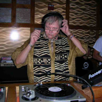 102.MakeItLastForever.ParadiseGarageSelections:AllVinylMixBy:RichardVasquez.aka.Dr.Love.MB.4.14