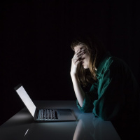 Anti-depressants increase light sensitivity and impact circadian rhythms