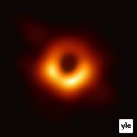 Bilden av det svarta hålet / Lärkans CanSat-team