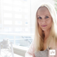 Sissi Enestam forskar i svarta hål / Trabantens historia