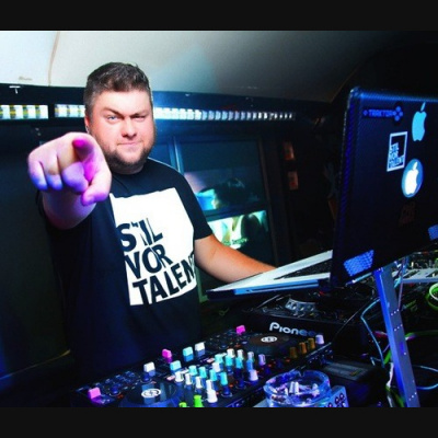 Misha Xl / Sun Machine