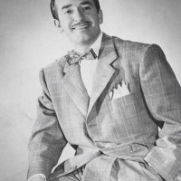 Homenaje a Luis Arcaraz