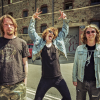 Red Moon Radio EPISODE NINETEEN: Alex Studer (Yo No Se, Factotum, The Bad Joke That Ended Well, Stolen Body Records)