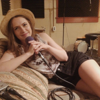 Callie Cryar returns! 