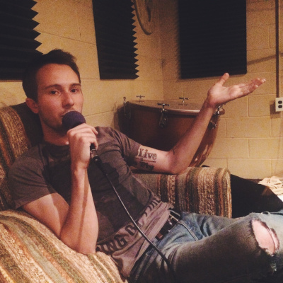 Nashville Talks W/ Taylor Jones