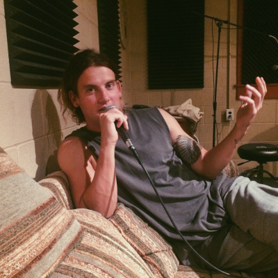 Nashville Talks W/ Taylor Jones