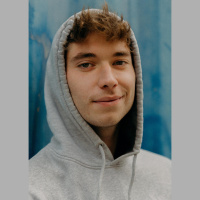 ‘Rejsen’ med standupper David Minerba: “Jeg lider af dødsangst”