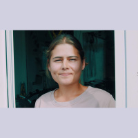 ’Almenerne’ med Yoma: ”Jeg boede som barn to år på en campingplads”