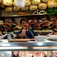 We tried to make Gillian puke with disgusting restaurant stories!!!