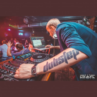 DJ Oleg CheiZ - TRAP MIXTAPE (2014)