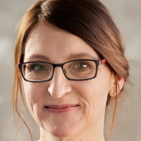 Spannendes Mittelalter-Epos: „König der Turniere“ von Juliane Stadler