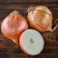 Ënnenzopp - Zwiebelsuppe nach Luxemburger Art