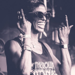 Dj Paulette - Paulette Goes Bang